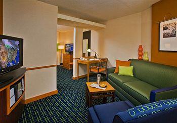 Hotel Fairfield & 3*