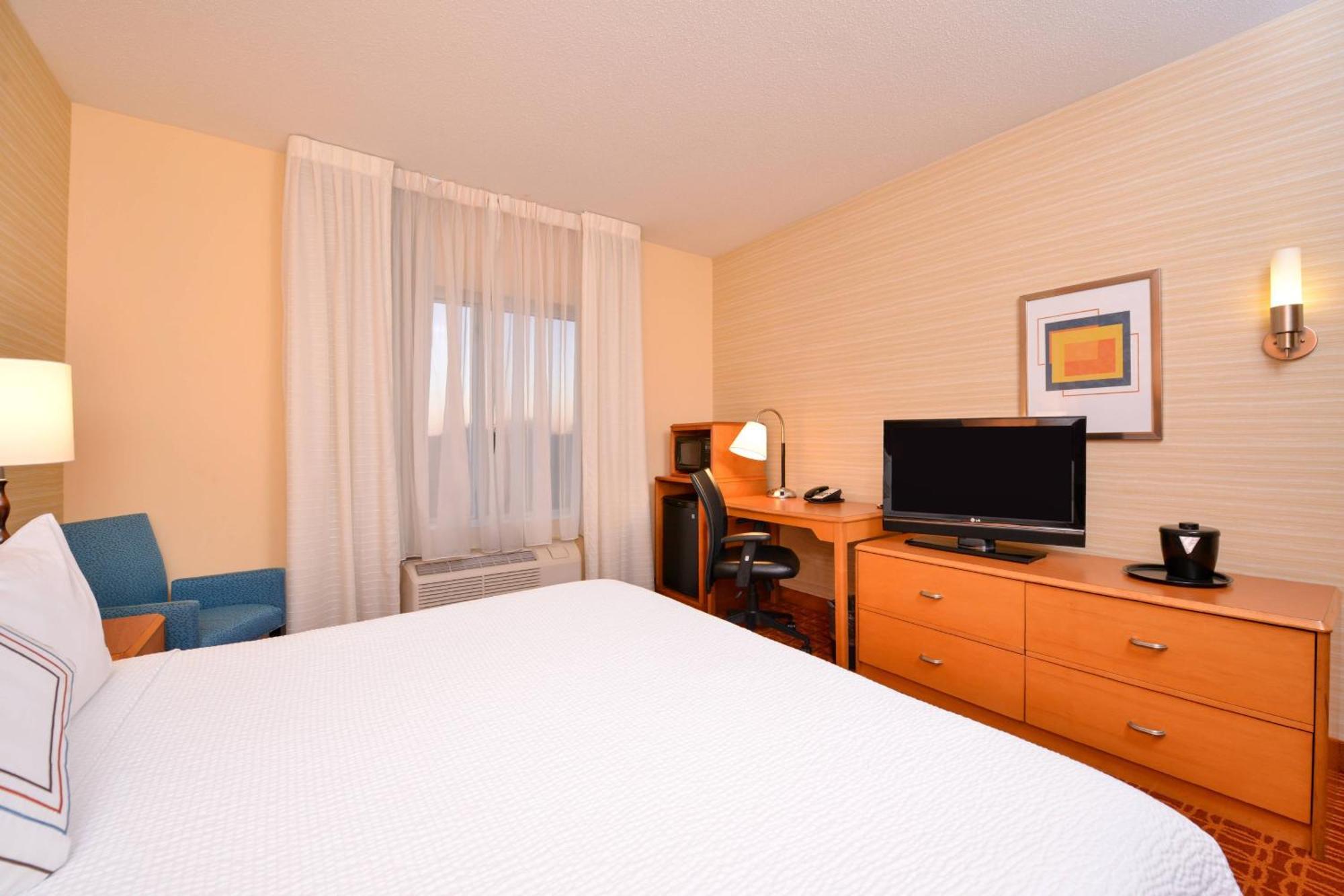 Fairfield & 3* White Marsh