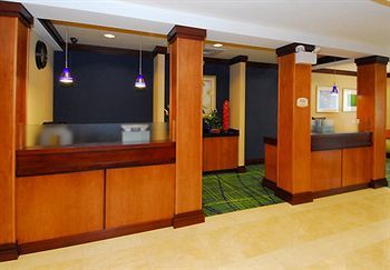 Hotel Fairfield & White Marsh