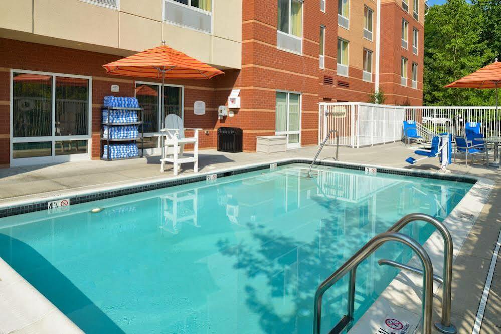 Fairfield & Hotel 3*